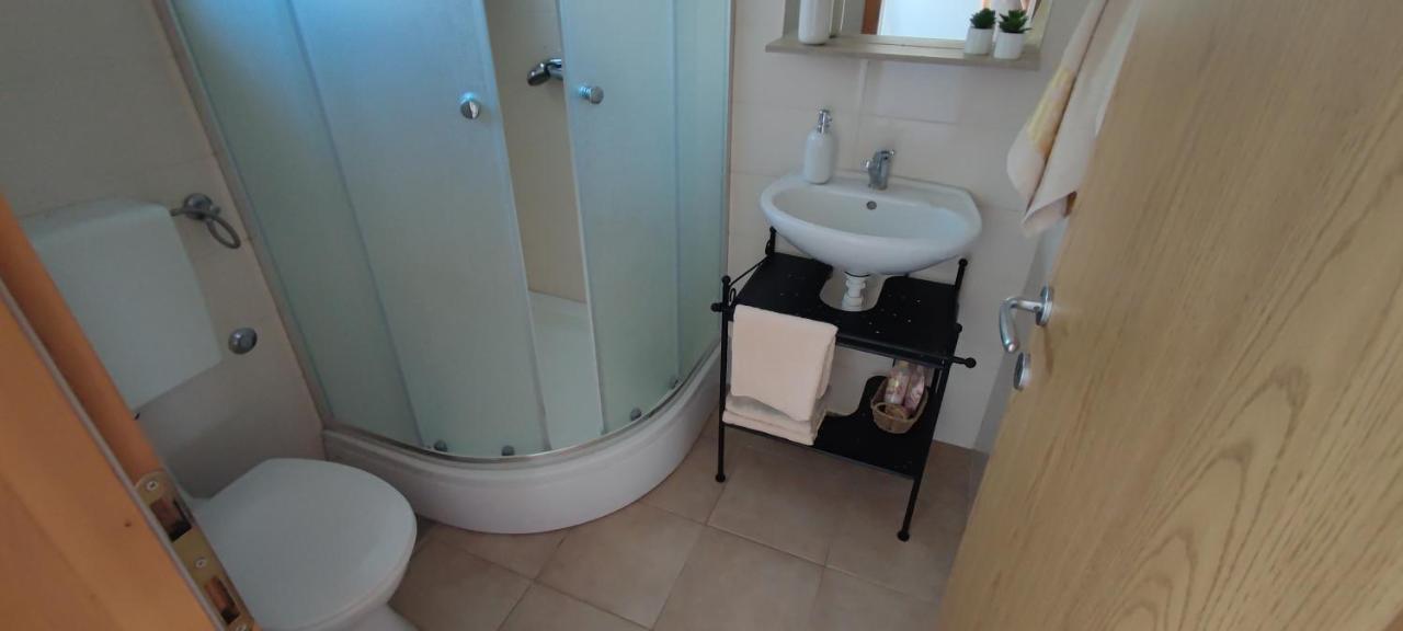 מרינה Apartman Mila מראה חיצוני תמונה